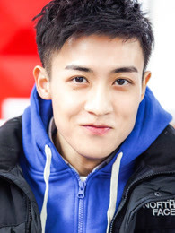 谷嘉诚,1992年6月19日出生于云南昆明,中国内地男歌手,演员,中国男子