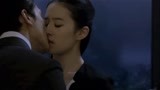 宋承宪背后揽腰,刘亦菲乖乖配合,最后却拒绝他的吻 ​