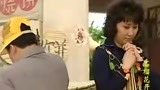 美女自作多情被嫌弃？人家就是买个烧饼！