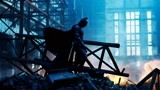 《蝙蝠侠：黑暗骑士》蝙蝠侠是哥谭的英雄，为何还被抓走？很讽刺
