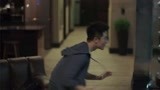 《完美关系》卫哲竟是体感游戏爱好者？这身法不错啊