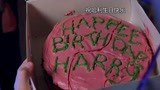 哈利波特与魔法石：海格和哈利初见，被屁股压扁的蛋糕真好笑