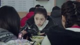 《什刹海》庄晓晓和小姐妹一起吃饭 项东的视频火爆网络