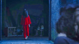 京城81号：林心如在别墅遇见红衣女孩，吓得不要不要的，太惊悚了