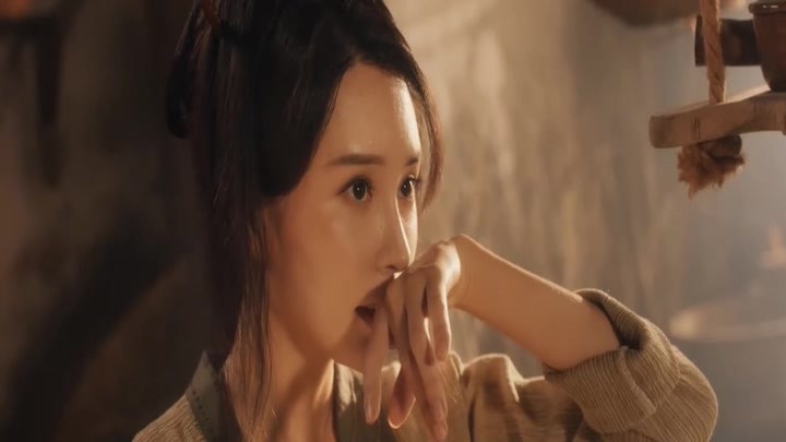 武松血战狮子楼:潘金莲初见武松,一见就钟了情,当场看愣了