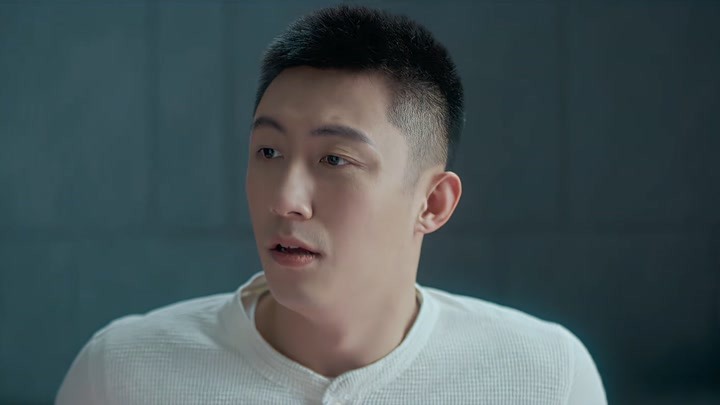 《爱上特种兵》夏初让梁牧泽去洗漱 梁牧泽的表情太可爱了