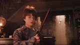 《哈利·波特1：哈利·波特与魔法石》(1) | 哈利波特头上的疤痕原来是这么来的