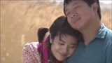 我的土地我的家25：小伙偷偷找上女孩索吻却被女孩她爹撞到，尴尬