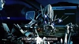 变形金刚：机器人入侵地球，用电脑找到男孩下落，要回芯片