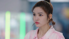 Watch the latest EP9 Chen Charming thought Zhong Wei was a fake rich second generation, so she felt extremely distressed and stuffed him with money. online with English subtitle for free English Subtitle