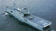 美媒:中国一款登陆舰可载3辆96A 比野牛更重要