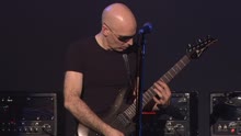 Joe Satriani ft 喬沙翠亞尼 - The Mystical Potato Head Groove Thing (Live Video)