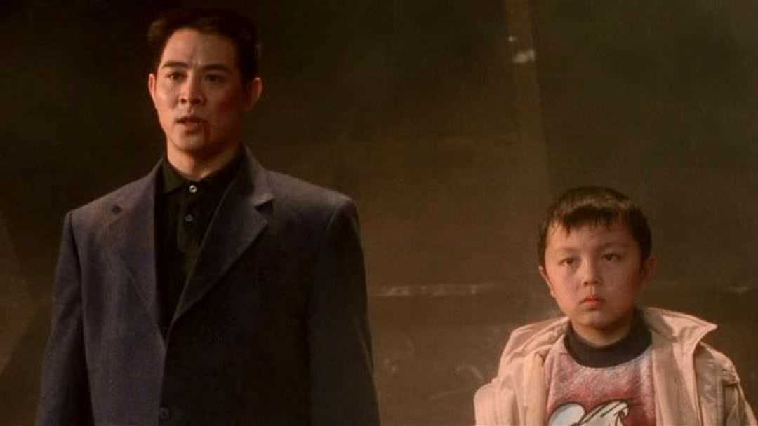 Тайный агент джет ли. Jet li my father is a Hero. Мy father is a Hero фильм 1995. My father is Dying please stop Beatboxing. Stop Beatboxing my father is Dying.