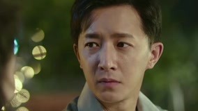 Watch the latest 《娱乐猛回头》韩庚粉丝手撕时尚杂志吃相难看？ (2018) online with English subtitle for free English Subtitle