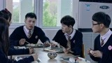 班里学生开始议论新老师 这群学生果然是“天才”思维