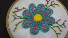 网格花朵的刺绣方法2