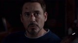 钢铁侠3，误以为托尼死掉的小辣椒收到了托尼的留言，心落地了