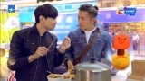 锋味：林俊杰谢霆锋解锁香港地道美食，两人吃的太嗨了
