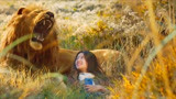 急先锋：美女把大狮子当成玩伴，雷震宇见了愣是不敢接近
