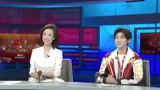 王源挑战新闻播报 一本正经的样子太帅了