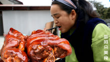 苗大姐一道盛世美味红烧猪蹄，大江南北人人爱，肉烂味鲜越吃越香