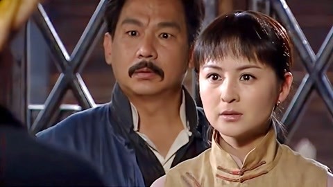 春去春又回:村姑是个狠人,嘴上说不救恩人,不料晚上直接放火