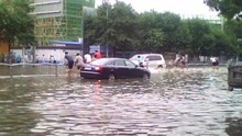 暴雨后郑州市民实拍Vlog：积水已退大半，河南一定行