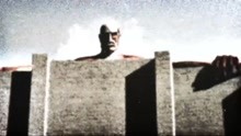 【进击的巨人】845年巨人破墙进攻希干希纳区的真实历史影像