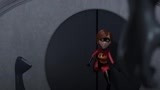 超人总动员：女超人太厉害，为打击坏人连续被三个门夹住！