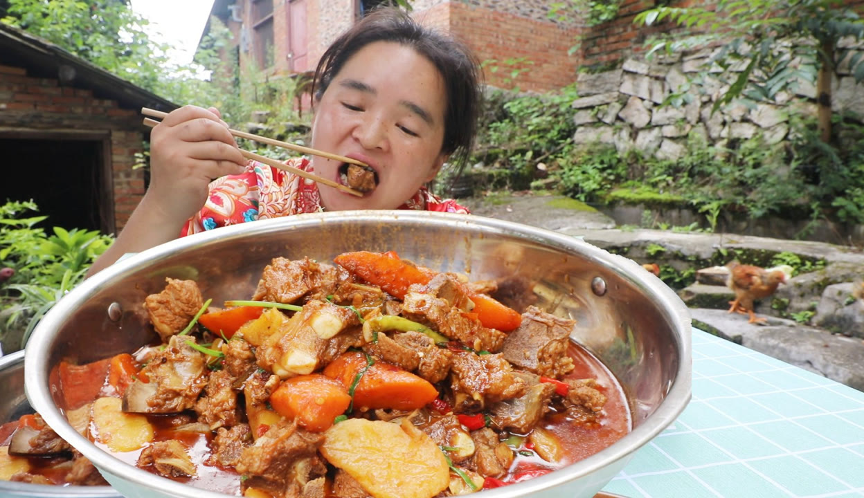 苗阿朵美食农村图片